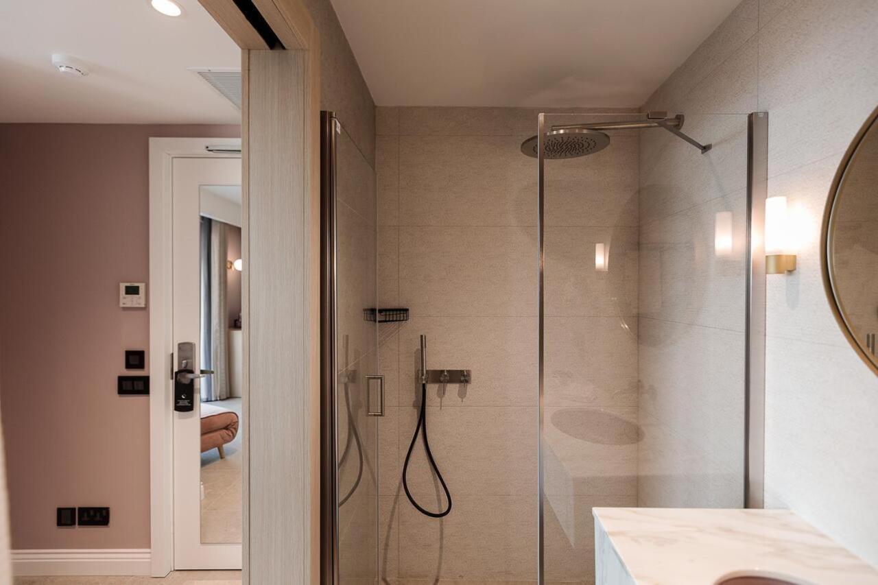 123 Mainstreet Boutique Hotel سانت جوليان المظهر الخارجي الصورة